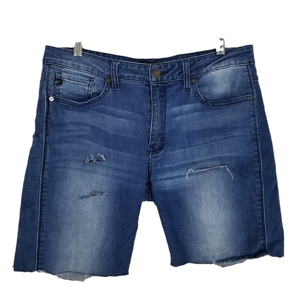 KanCan Mid Rise Waist Cut Off Jean Shorts Size 29 - Picture 1 of 9